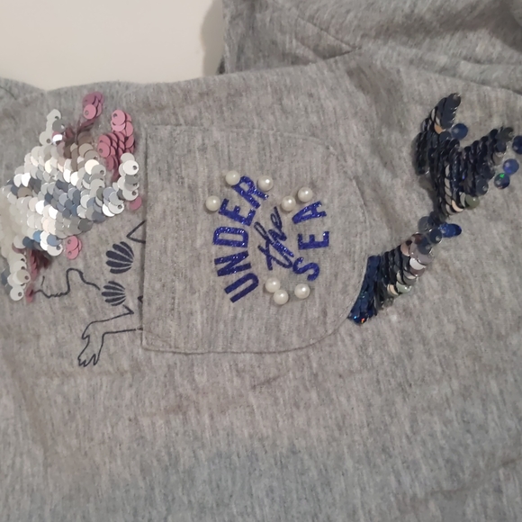 Cold shoulder mermaid top - Picture 3 of 6